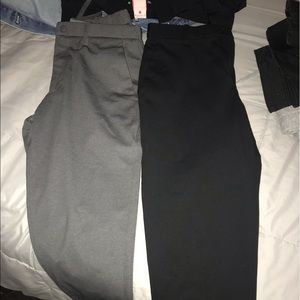 2-1 RELAXED DRESS PANTS SZ SMALL UNIQLO